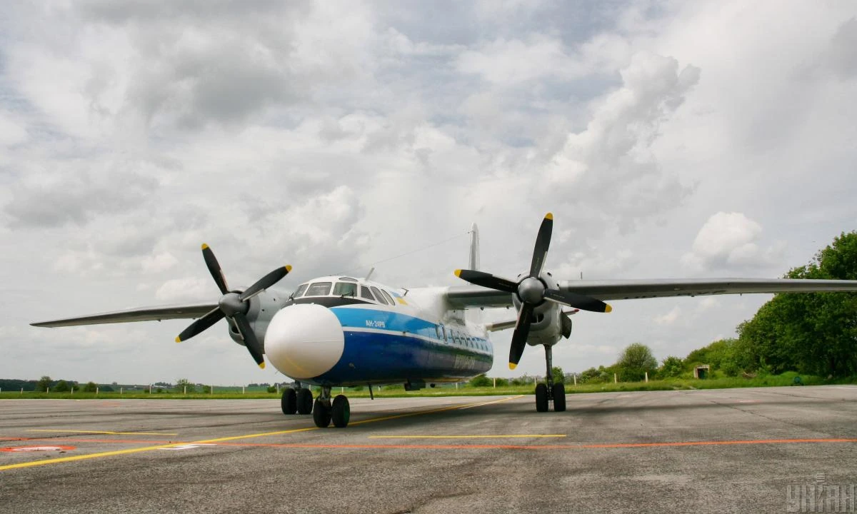 Літак Ан-124 на летовищі аеропорту Лейпциг/Галле