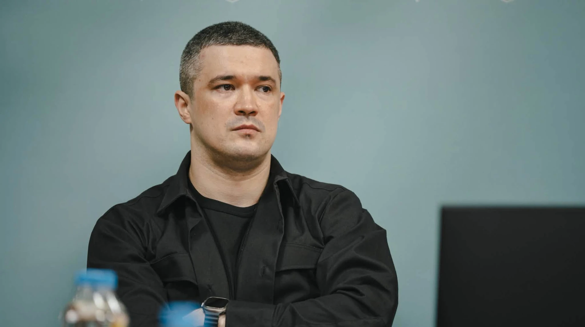 Михайло Федоров під час ефіру, ілюстрація до теми переговорів щодо Starlink